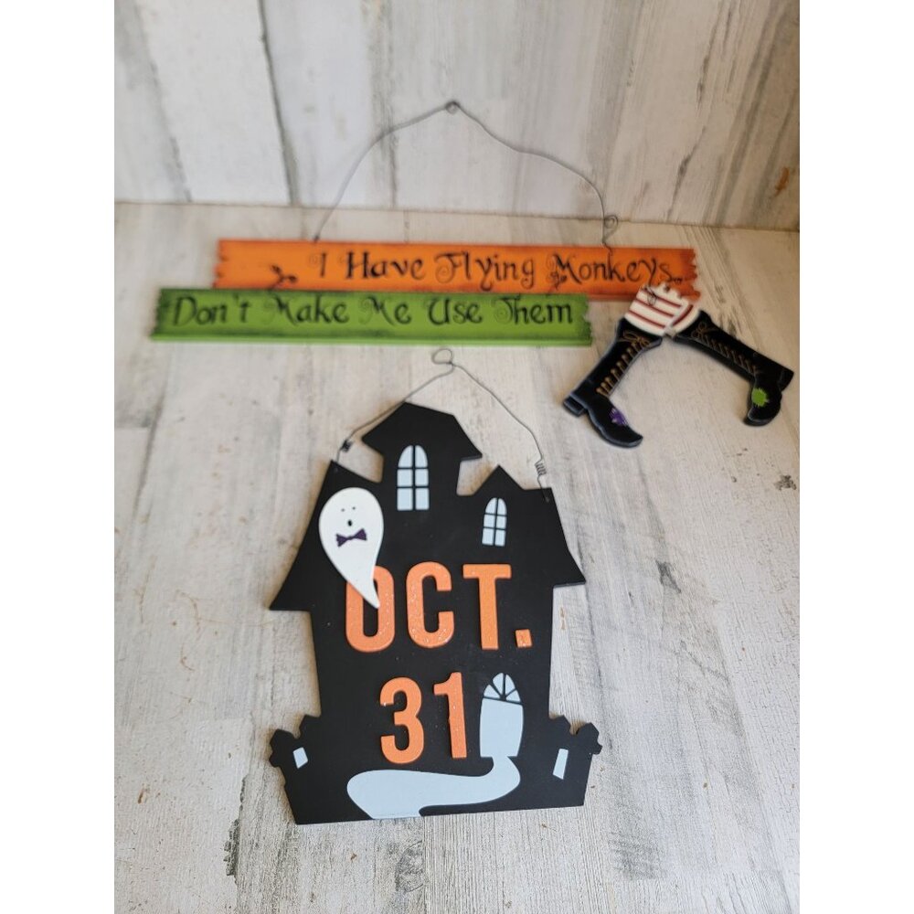 Halloween sign October 31st witch flying monkey home‎ decor set